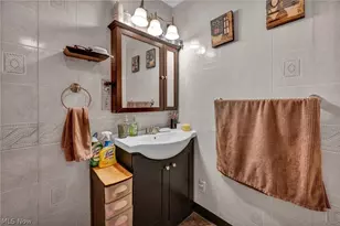 8031 Brichford Rd, Mentor, OH 44060 - Photo 23