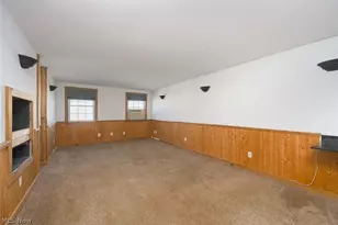 204 S Prospect Ave, Hartville, OH 44632 - Photo 17