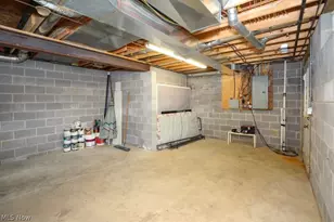 8651 Freedom Rd, Windham, OH 44288 - Photo 39