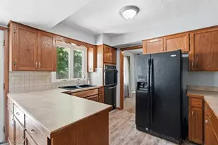 136 Pinehurst Rd, Munroe Falls, OH 44262 - Photo 13