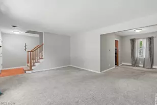 136 Pinehurst Rd, Munroe Falls, OH 44262 - Photo 7