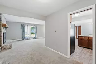 136 Pinehurst Rd, Munroe Falls, OH 44262 - Photo 9