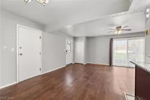 10055 Independence Dr, North Royalton, OH 44133 - Photo 11