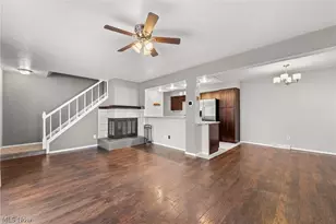 10055 Independence Dr, North Royalton, OH 44133 - Photo 5