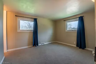 1993 Kelsey Drive, Cuyahoga Falls, OH 44221 - Photo 25