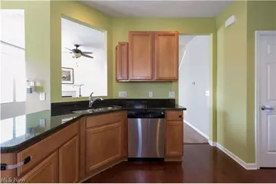 442 Turner Drive, Akron, OH 44321 - Photo 7