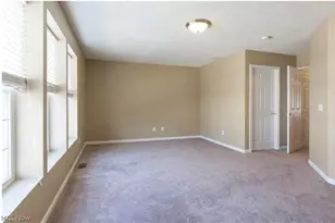442 Turner Dr, Akron, OH 44321 - Photo 19