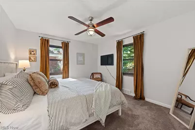 6430 Olde York Road, Parma Heights, OH 44130 - Photo 25