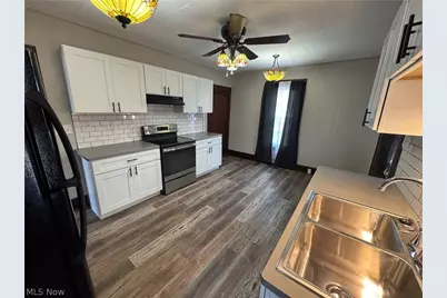 11238 Center Drive NE, Sandyville, OH 44671 - Photo 11