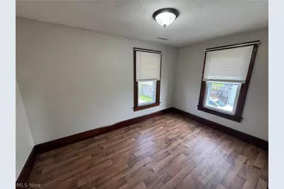 11238 Center Drive NE, Sandyville, OH 44671 - Photo 15