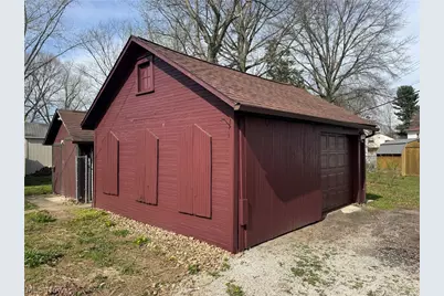 11238 Center Drive NE, Sandyville, OH 44671 - Photo 3