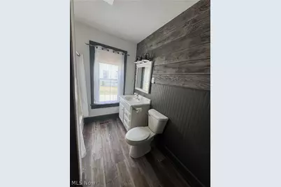 11238 Center Drive NE, Sandyville, OH 44671 - Photo 13