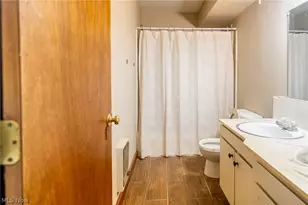 2331 E Market St, Akron, OH 44312 - Photo 7