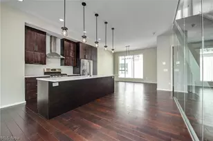 1320 W 58th St, Loveland, OH 44102 - Photo 7