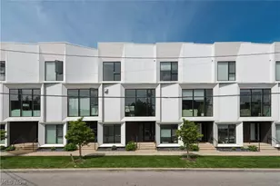 1320 W 58th St, Loveland, OH 44102 - Photo 3