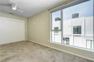 1320 W 58th St, Loveland, OH 44102 - Photo 25