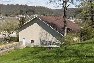 56624 Boyd Ave, Bridgeport, OH 43912 - Photo 7