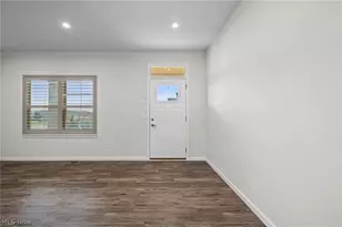 36590 Gladstone Mill Dr, North Ridgeville, OH 44039 - Photo 5