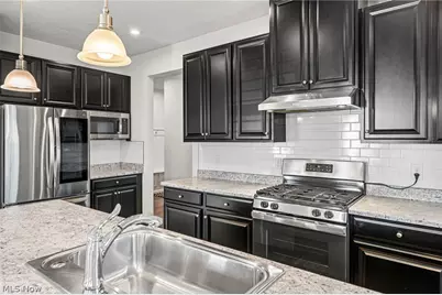 36590 Gladstone Mill Drive, North Ridgeville, OH 44039 - Photo 17