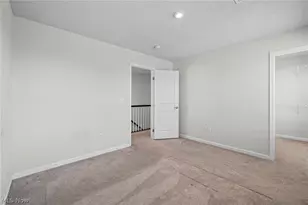 36590 Gladstone Mill Dr, North Ridgeville, OH 44039 - Photo 29