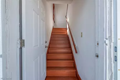 8206 Crumb Avenue, Loveland, OH 44103 - Photo 9