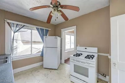 8206 Crumb Avenue, Loveland, OH 44103 - Photo 21