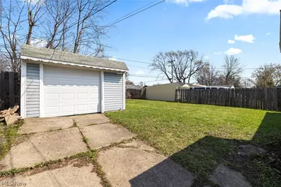 13704 Elsetta Avenue, Loveland, OH 44135 - Photo 29