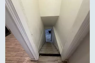 22 Uhler Avenue, Akron, OH 44310 - Photo 27