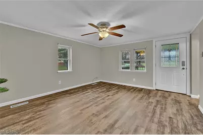 475 Munroe Falls Road, Tallmadge, OH 44278 - Photo 7