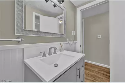 475 Munroe Falls Road, Tallmadge, OH 44278 - Photo 13