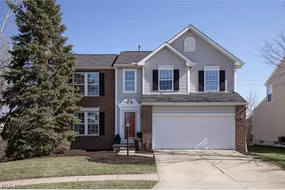 887 Woodfield Lane, Brunswick, OH 44212 - Photo 1