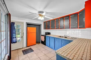 2526 River Rd, Willoughby Hills, OH 44094 - Photo 9