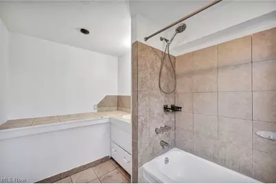 2526 River Road, Willoughby Hills, OH 44094 - Photo 15