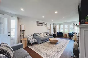 25291 Chatworth Dr, Euclid, OH 44117 - Photo 11