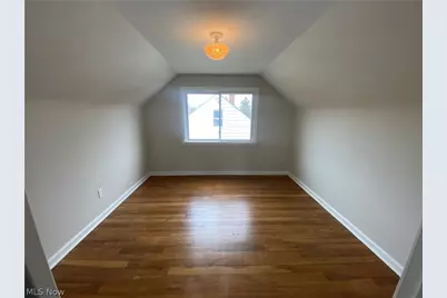 805 E 254th Street, Euclid, OH 44132 - Photo 9