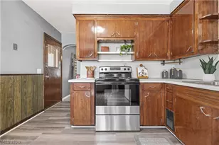 2806 33rd St NE, Canton, OH 44705 - Photo 7