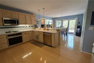 9855 Breckenridge Dr, Chardon, OH 44024 - Photo 15