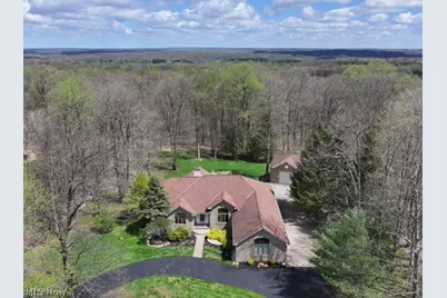 9855 Breckenridge Drive, Chardon, OH 44024 - Photo 7