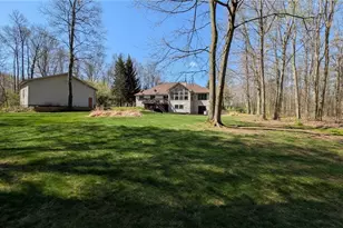 9855 Breckenridge Dr, Chardon, OH 44024 - Photo 11