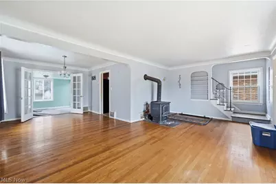324 E 248th Street, Euclid, OH 44123 - Photo 3