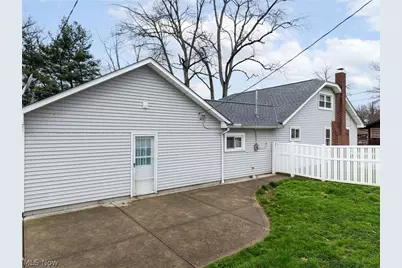 244 Tanglewood Trail, Chippewa Lake, OH 44215 - Photo 17