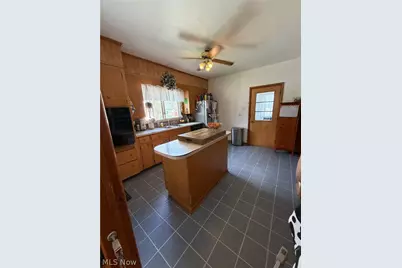42 S 4th Street, Rittman, OH 44270 - Photo 9