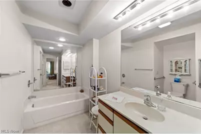 5800 Ridgeview Lane, Willoughby, OH 44094 - Photo 21