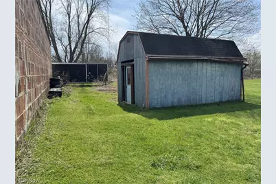 2112 Warren Avenue, Akron, OH 44320 - Photo 21