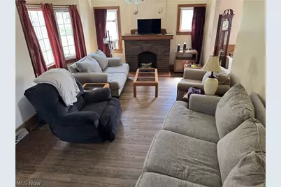 2112 Warren Avenue, Akron, OH 44320 - Photo 5