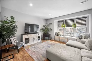 1410 Hopkins Ave, Oakwood, OH 44107 - Photo 7