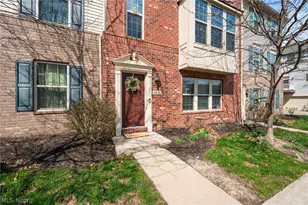 1410 Hopkins Ave, Oakwood, OH 44107 - Photo 3