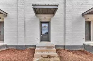 2130 W 42nd St, Loveland, OH 44113 - Photo 3