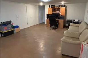 8945 Big Creek Pkwy, Strongsville, OH 44149 - Photo 17