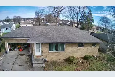 8945 Big Creek Parkway, Strongsville, OH 44149 - Photo 23